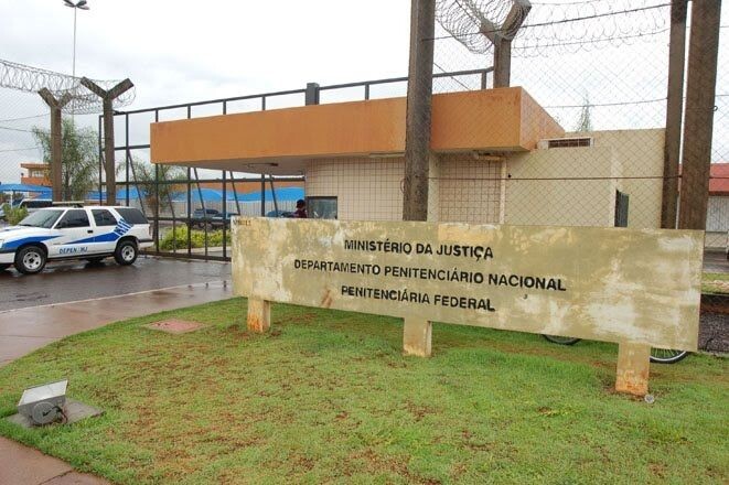 Justiça mantém proibição de visitas a presos em penitenciárias federais