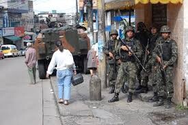Polícia pede prisão de 34 suspeitos de envolvimento nos confrontos na Rocinha