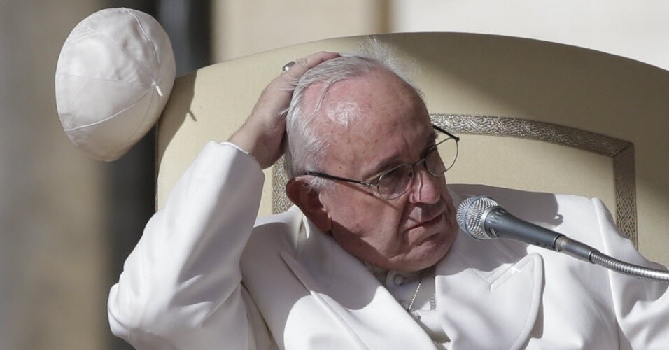 Papa pede clero unido no Brasil diante de “escandalosa corrupção”