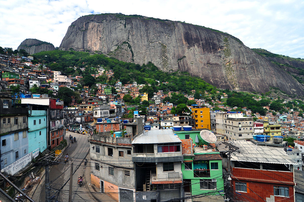 Confronto perturba paz do domingo na Rocinha