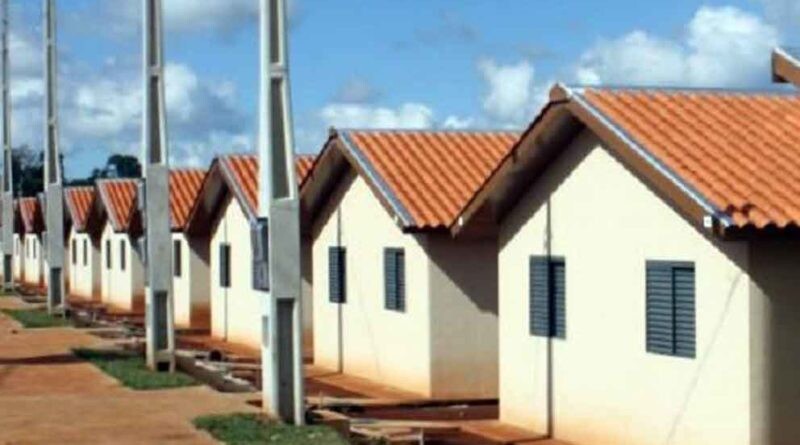 Agehab notifica moradores por irregularidade no contrato habitacional