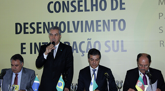 Governador Reinaldo Azambuja assume presidência do Codesul