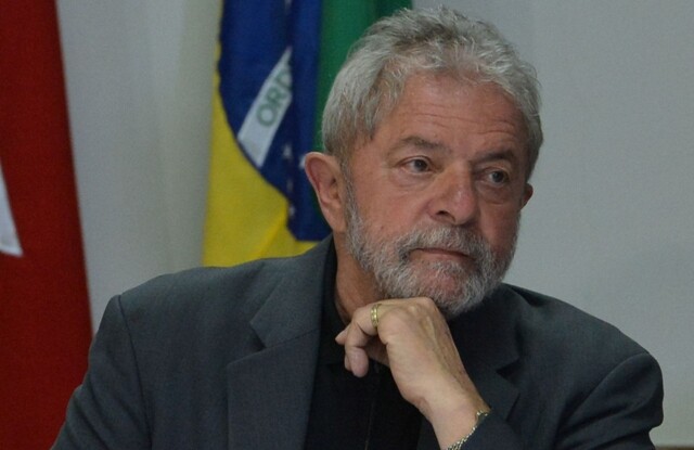 Ministros do STF votam contra recurso para soltar Lula