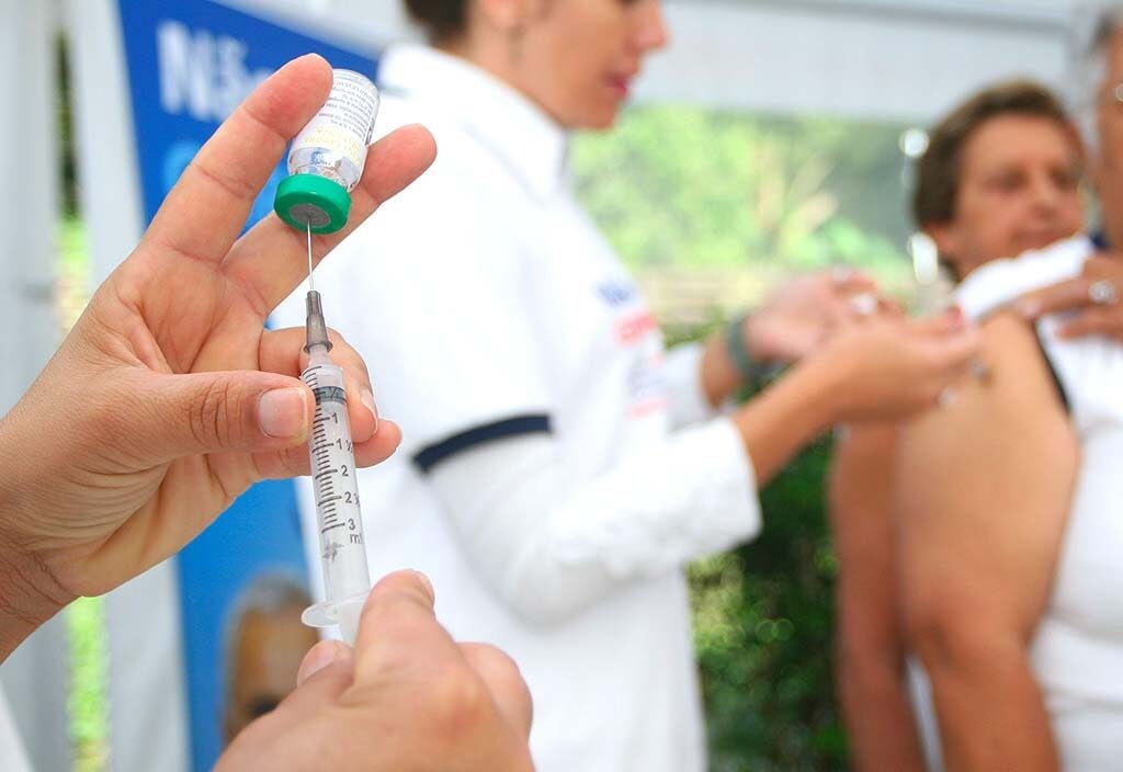 Baixa adesão faz Ministério da Saúde prorrogar vacinação contra gripe até 22 de junho