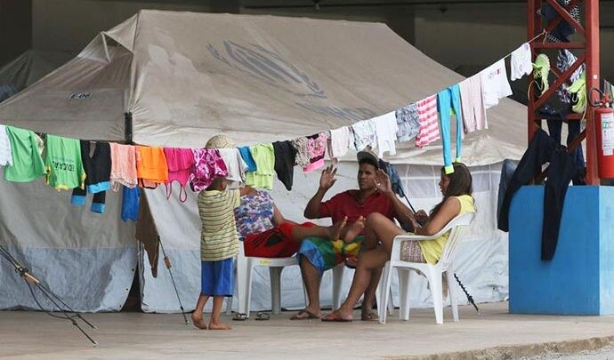 Temer visita em Roraima abrigos de imigrantes venezuelanos