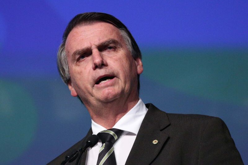 Bolsonaro fala em criar 10 milhões de empregos
