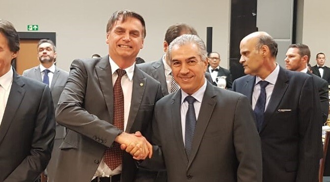 Em encontro com Bolsonaro, Reinaldo defende fronteira e reajuste do SUS