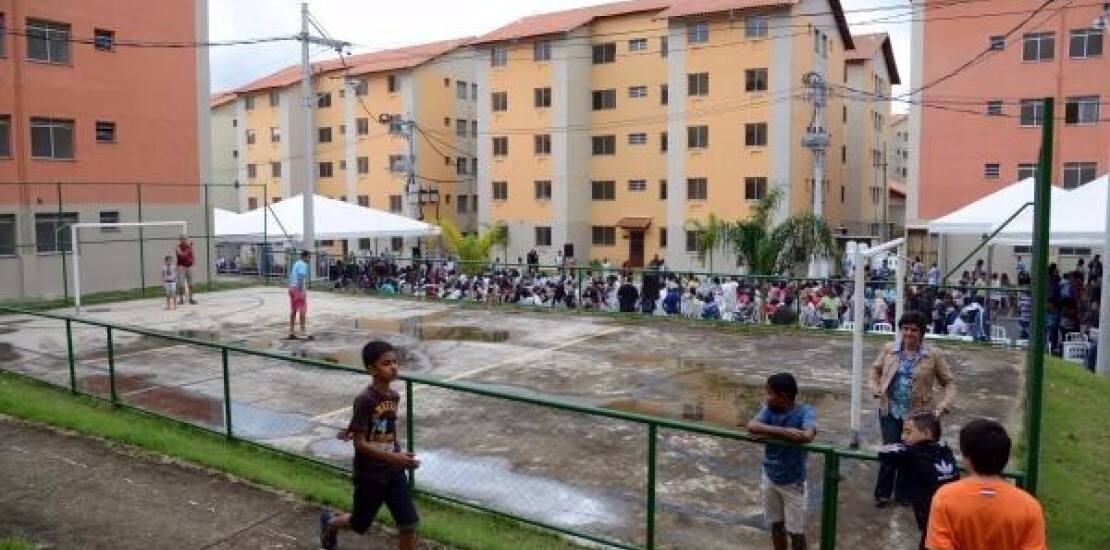 MPRJ denuncia milicianos que expulsavam moradores de condomínio