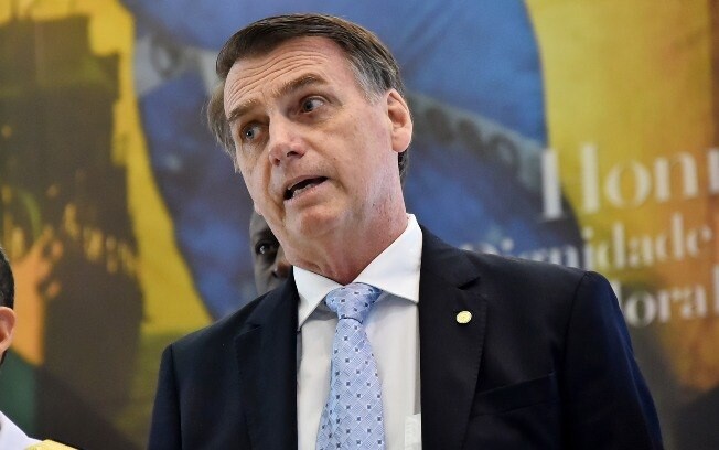 Bolsonaro lamenta ausência de PT e PSOL na posse