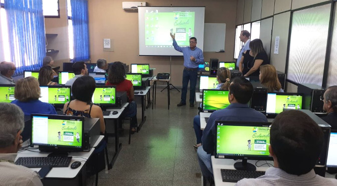Escolagov lança plataforma corporativa e anuncia novos cursos