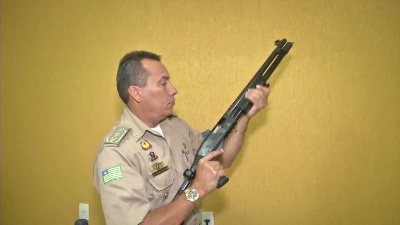 Governo paulista autoriza PM a usar arma calibre 12 em chamadas do 190