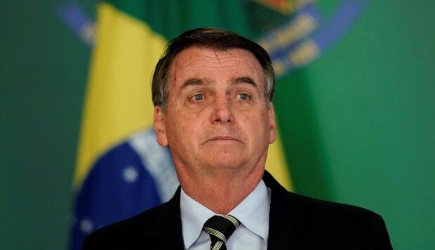 Bolsonaro cede à pressão e vai recriar dois ministérios