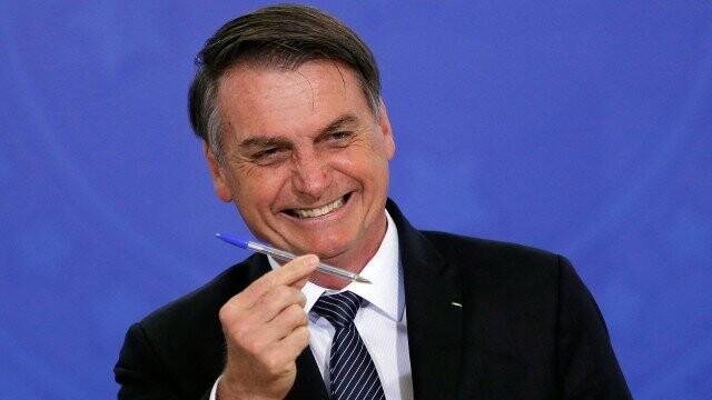 Presidente Bolsonaro rejeita regulamentação da mídia no Brasil