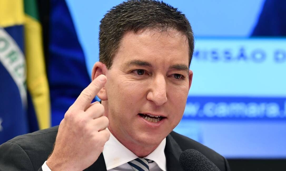 TCU pede para Guedes informar se Coaf investiga Glenn Greenwald
