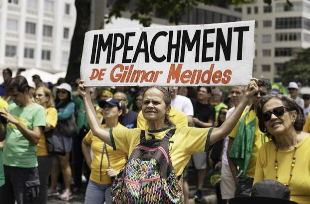 População nas ruas pelo impeachment de Gilmar Mendes