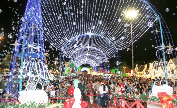 Inauguração da Cidade do Natal atrai mais de 15 mil famílias