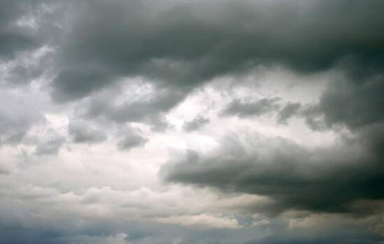 Meteorologia prevê céu com muitas nuvens e máxima de 32°C