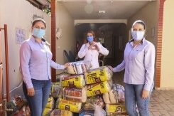 Lar dos Idosos recebe donativos arrecadados durante semana da enfermagem