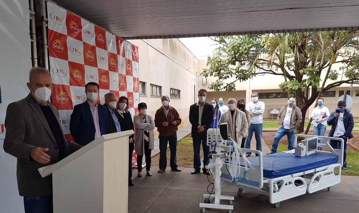 Hospital Universitário de Dourados recebe leitos de UTI doados pela JBS