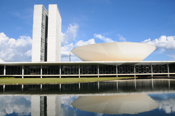 Seis partidos pedem cassação do deputado Daniel Silveira ao Conselho de Ética
