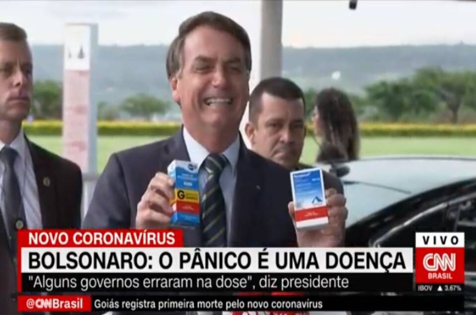 Cloroquina: Bolsonaro é alvo de notícia-crime na PGR