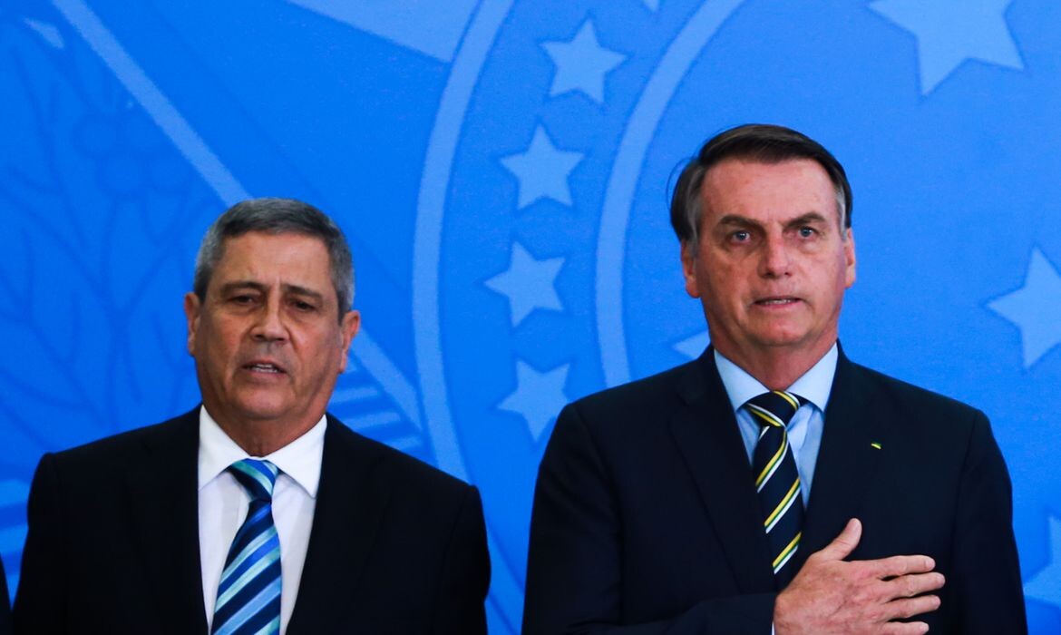 Bolsonaro e Braga Netto são condenados à inelegibilidade pelo TSE